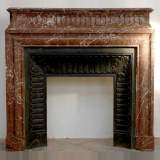 Red from Flanders marble with acroterion  - Reference 1234&nbsp;Width&nbsp;4' 9'' ⅛&nbsp;Height&nbsp;4' 6'' 