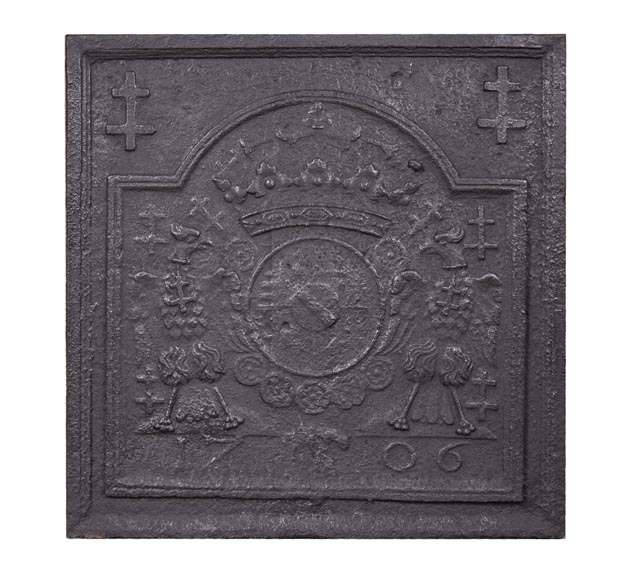 Cast iron fireback with coat of arms of Lorraine, dated 1706-0