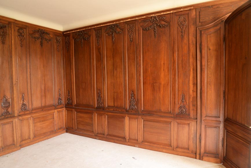 Carved oak woodwork transition style, end of the 19th century-12