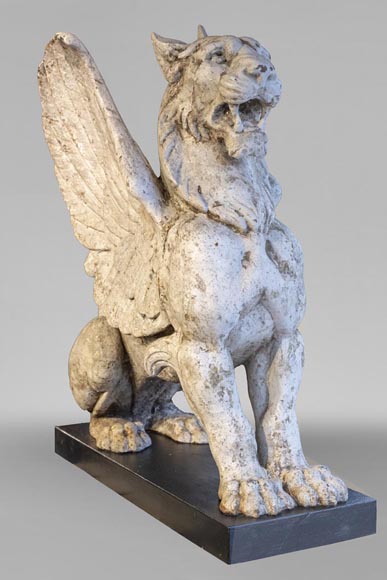Rare pair of winged lions, cast iron, 19th century-1