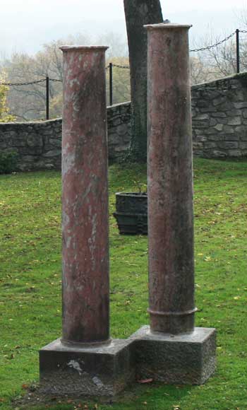 Six_red_Languedoc_marble_columns.jpg