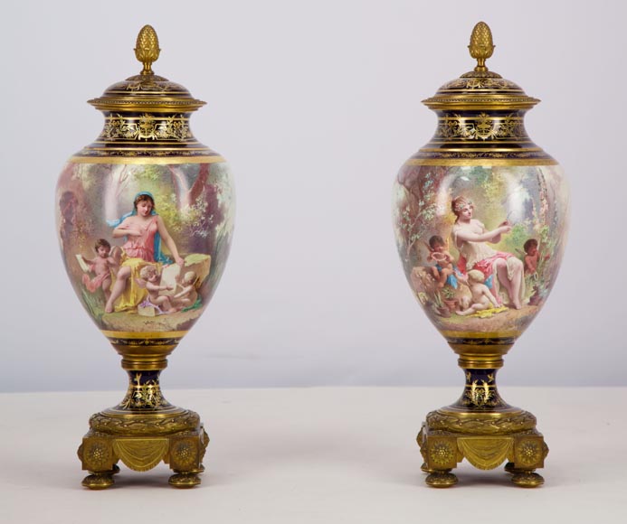 MANUFACTURE DE SÈVRES and Charles LABARRE (painter) - Pair of porcelain vases mounted in gilt bronze, circa 1890-2
