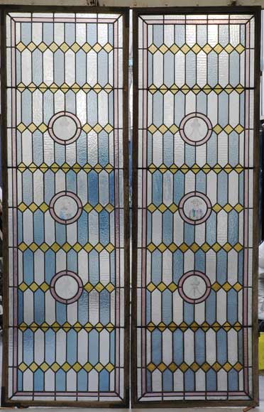 19th century stained glass window with profiles of Bretons-0