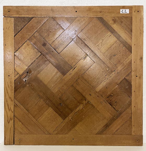 Lot of about 26 m² of 18th century Versailles oak parquet flooring-12