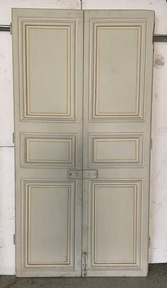 Serie of three double doors in painted wood-6