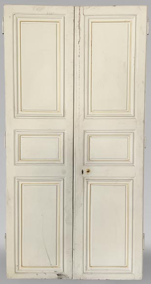 Serie of three double doors in painted wood-11