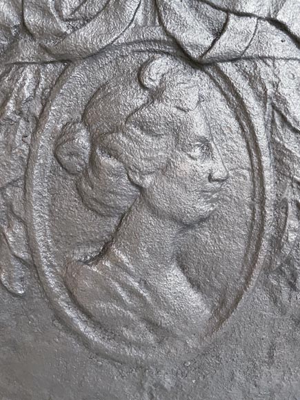 Louis XVI style fireback with a woman profile-1