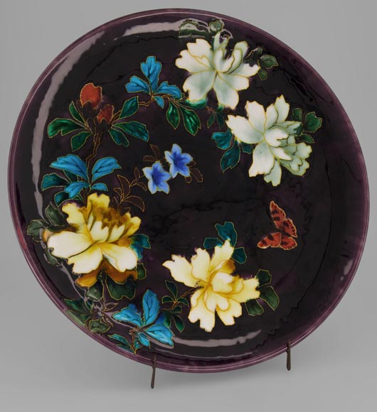Théodore DECK, Ornamental dish with flowers and a red butterfly on an aubergine background-0