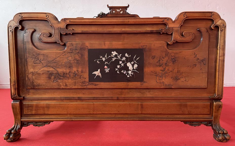 Antique Japanese bed with an ivory inlaid decoration, late 19th century-6