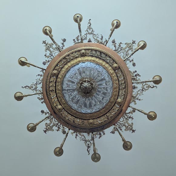 Alexandre GUERIN (attributed to) - Important Empire period chandelier in gilt bronze and cut crystal with thirty lights-8