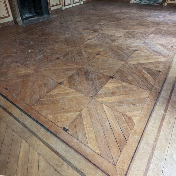 Oak parquet flooring with a diamond and flower decoration with edges, 19th century-0