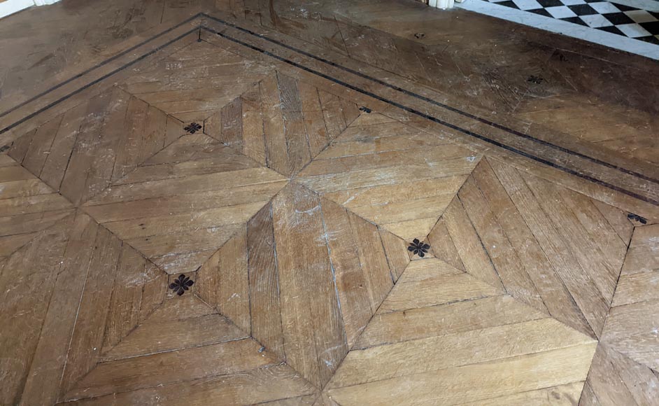 Oak parquet flooring with a diamond and flower decoration with edges, 19th century-4