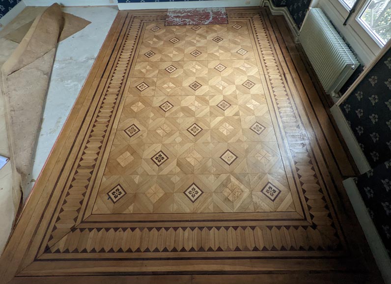 Parquet flooring with wood marquetery depicting diamond shapes and stylized flowers, late 19th century-1