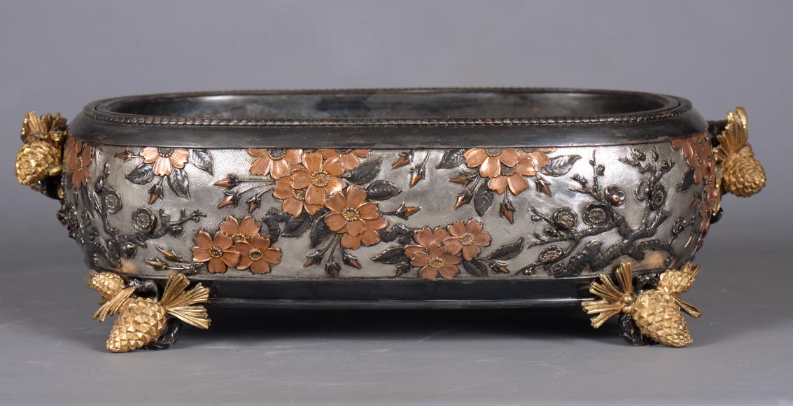 CHRISTOFLE - Exceptional planter in electroplated copper, partially copper colored, gilt, silvered and burnished on a silver background, circa 1878-4