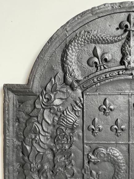 Fireback with the dauphin coat of arms dated 1700-2