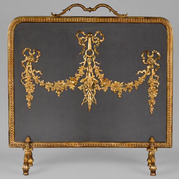 Louis XVI style firescreen with flowers garlands and music attributes-0