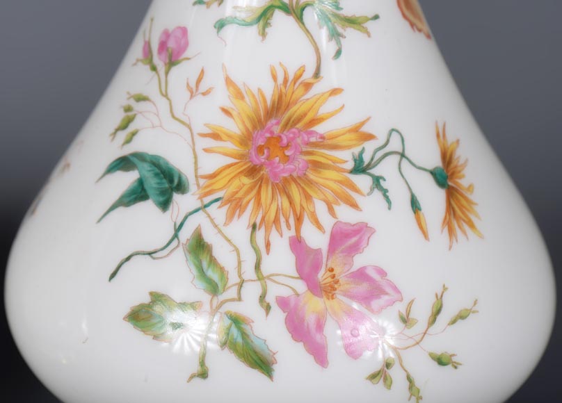Manufacture de Sèvres - Pair of vases Delhi model with a polychrome floral decoration, 1875-10