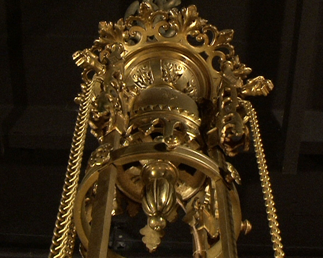 Bronze gilded suspension with glass gemstones. Napoleon III period.-1