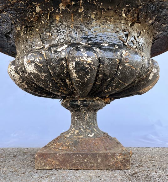 Pair of cast-iron garden vases-7