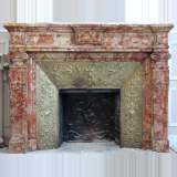 Napoleon III mantel with brass insert - Reference 1389&nbsp;Width&nbsp;5' 6'' ½&nbsp;Height&nbsp;4' 2'' ¾