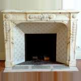 Louis XVI mantel from the 19th century - Reference 1396&nbsp;Width&nbsp;4' 9'' ½&nbsp;Height&nbsp;3' 7'' ¼