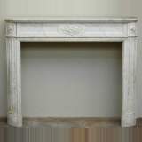 White marble Louis XVI mantel - Reference 1410&nbsp;Width&nbsp;4' 5'' ½&nbsp;Height&nbsp;3' 6'' ⅞