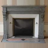Gray marble modillion mantel with “culots” and panels - Reference 1417&nbsp;Width&nbsp;4' 2'' &nbsp;Height&nbsp;3' 3'' ⅜