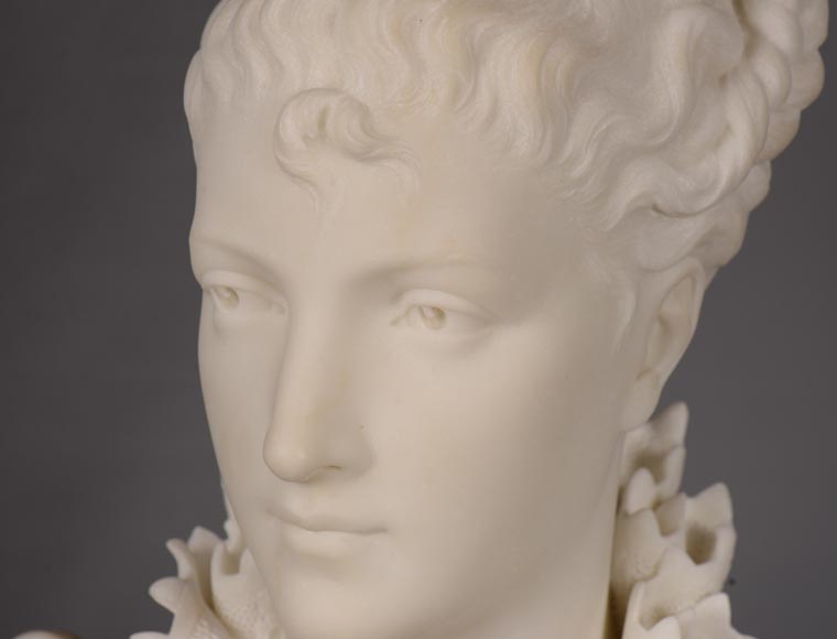 FAURE DE BROUSSÉ - Bust of a woman in Renaissance costume in statuary marble-5