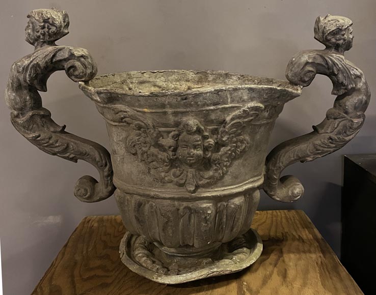 English Baroque lead urn, Bulbeck Foundry, 19th century-11