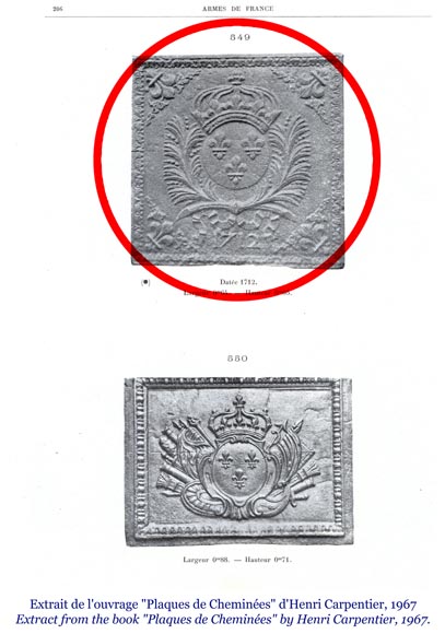 Fireback with the coat of arms of France from the 17th century-1
