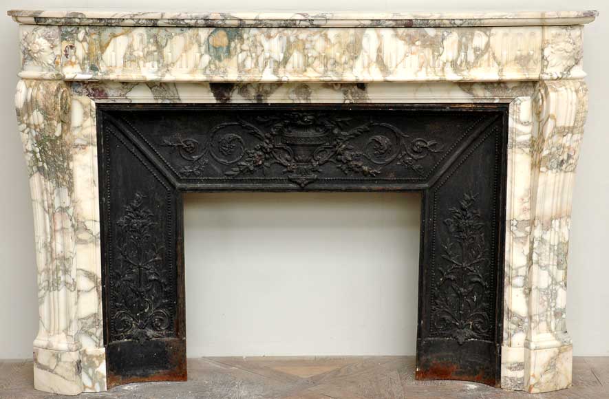 Louis_XVI_mantel_in_Breche_marble.jpg