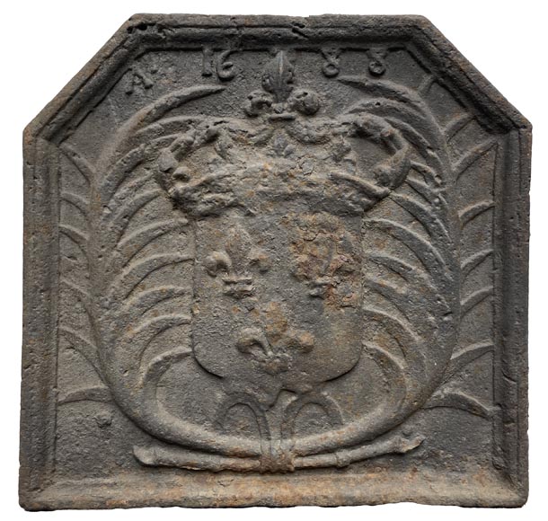 Fireback dated 1688 with the arms of France-0