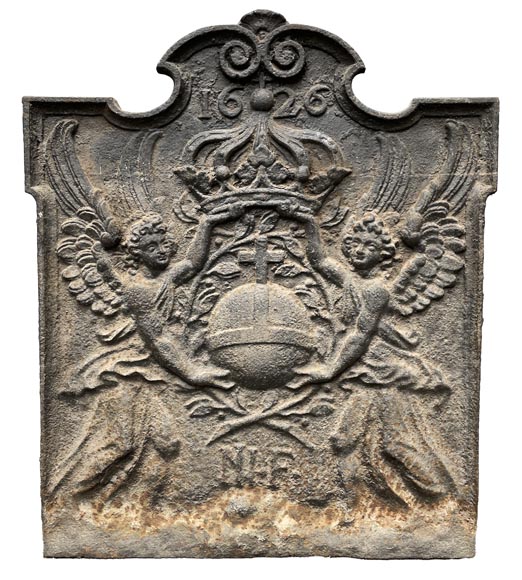 Fireback dated 1626 representing a cruciferous orb framed by two angels-0