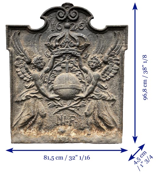 Fireback dated 1626 representing a cruciferous orb framed by two angels-9