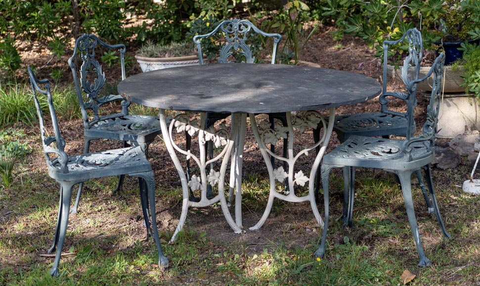 Cast iron garden table, late 20th century-1