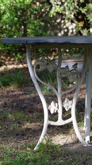 Cast iron garden table, late 20th century-4