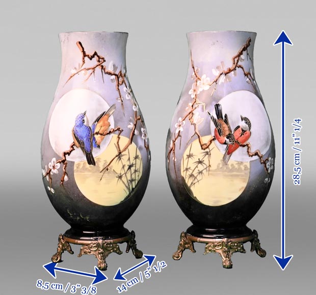 BACCARAT, Pair of vases with Japanese decoration, circa 1900-6