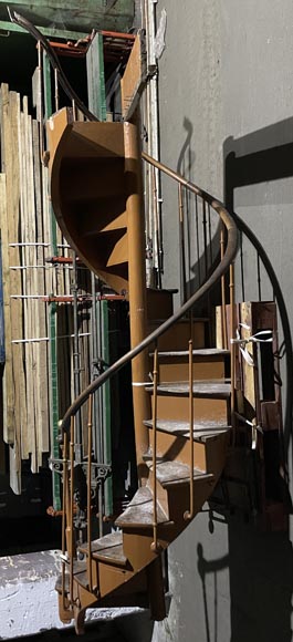 Small spiral staircase-6
