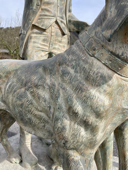 Hunter and his two dogs, bronze park statue with green patina-11