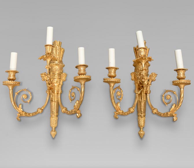 Pair of Louis XVI style ormolu sconces in the shape of a quiver-0