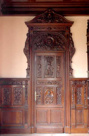 Neo_Gothic_Paneled_Room_from_Marcq_en_Baroeul.jpg