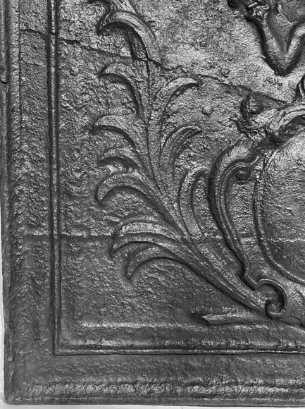 Fireplace plaque with coat of arms surmounted by Apollo holding a fleur-de-lis Fireplace plaque with coat of arms surmounted by Apollo holding a fleur-de-lis-2