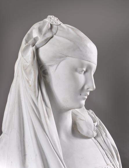 Albert-Ernest Carrier de Belleuse called « CARRIER-BELLEUSE » (1824 - 1887) (after), Bust of a young Lady, Biscuit porcelain-1