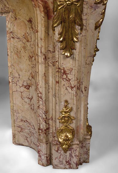 Prestigious antique fireplace in Scagliola as Sarrancolin Fantastico marble made after the fireplace of the Council Room at the Palace of Versailles-13