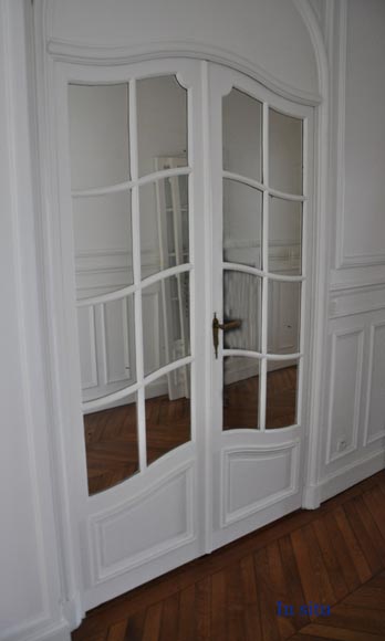 One interior double doors with mirrors-7