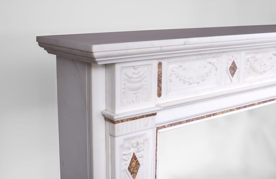 Very beautiful Victorian style antique fireplace in Carrara Statuary marble and Violet Brocatelle marble, from late 19th century, with flutings, garlands and diamonds.-6