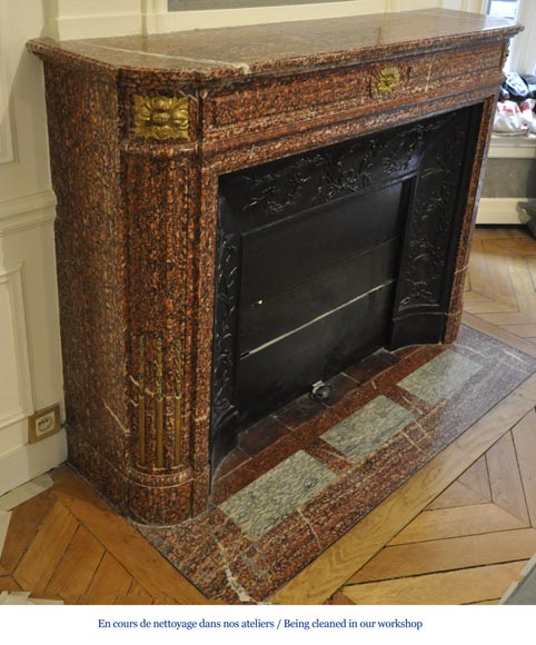 Antique Louis XVI style fireplace mantel with round corners in Griotte marble and gilt bronze ornaments-2