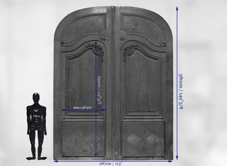 Important and rare door from an Haussmannian building in oakwood, late 19th century-11