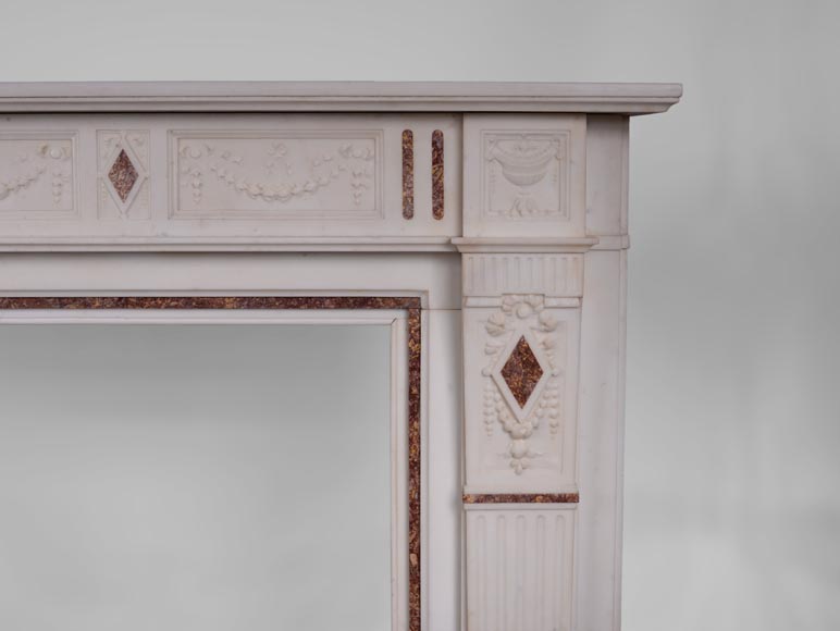 Beautiful Victorian style antique fireplace with garlands and diamonds in Carrara Statuary marble and Violet Brocatelle marble, late 19th century-7