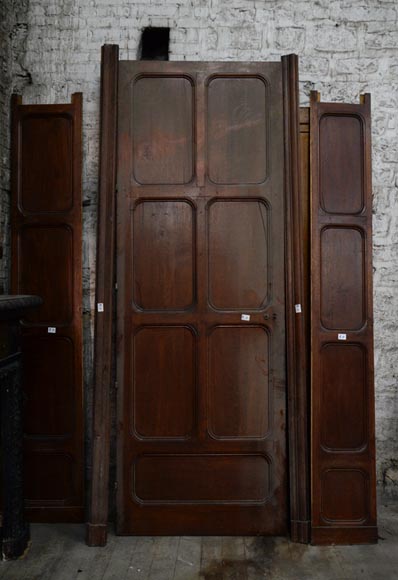 Antique large door in oak with paneled decoration, circa 1900-0